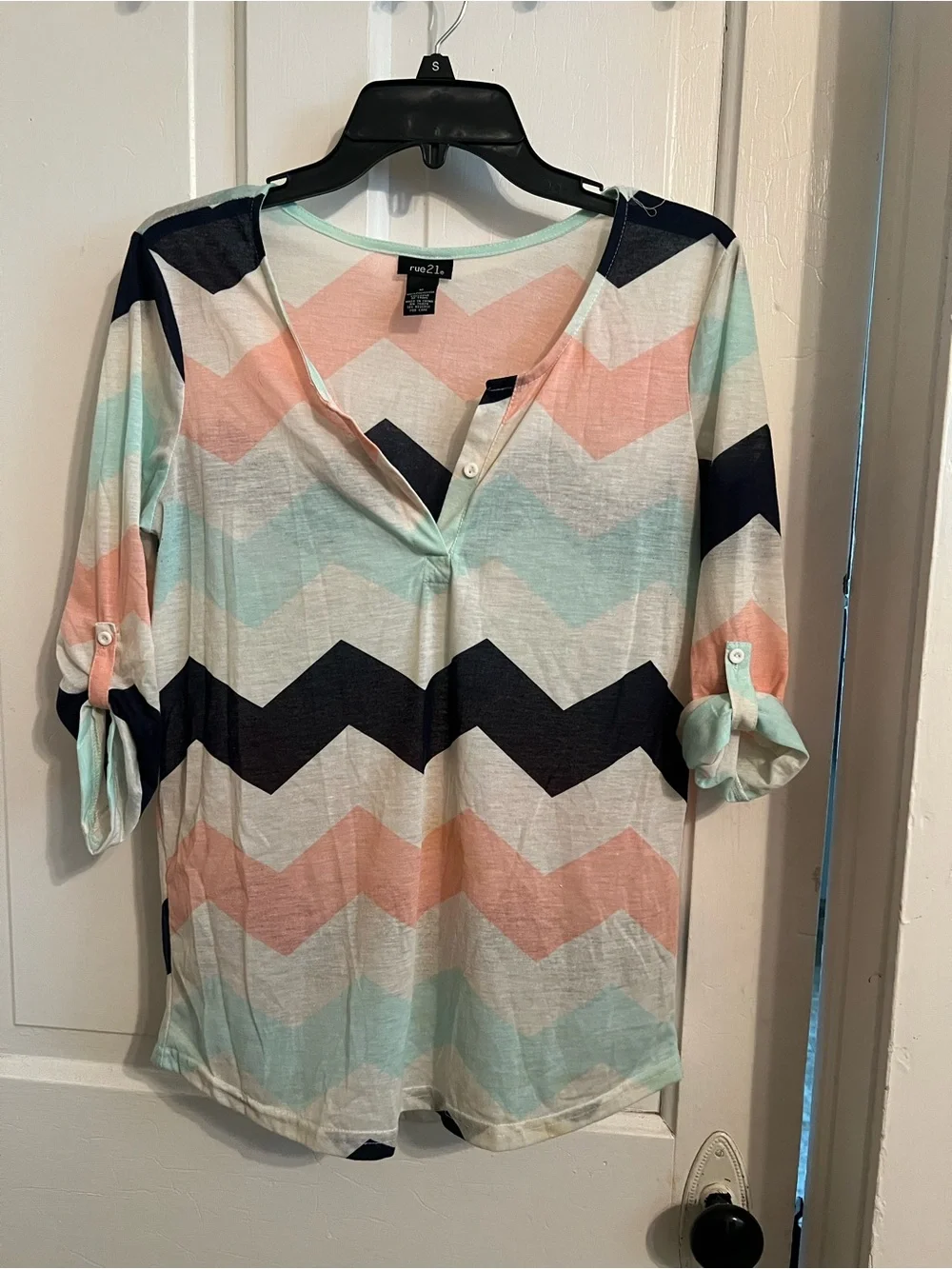 Rue21 Chevron Henley Top in Mint, Coral & Navy - Picture 1 of 2